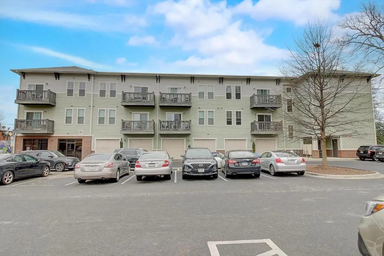 Frontdesk Plaza Midwood Apts Charlotte, Nc Apartment