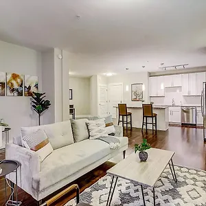  Apartment Frontdesk Berkshire Dilworth Apts Midtown
